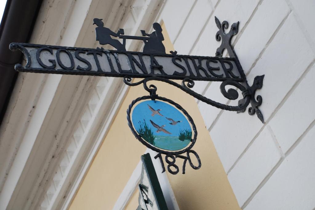 Certifikát, hodnocení, plakát nebo jiný dokument vystavený v ubytování Šiker B&B Hotel