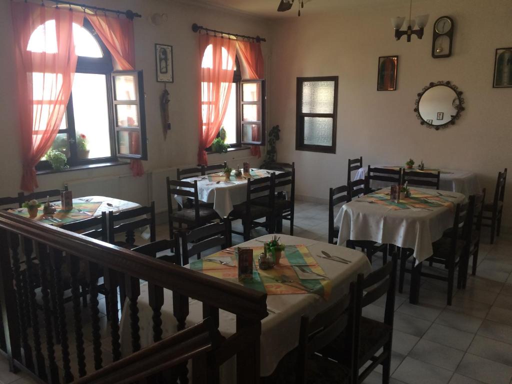 Restaurace v ubytování Teke Panzió