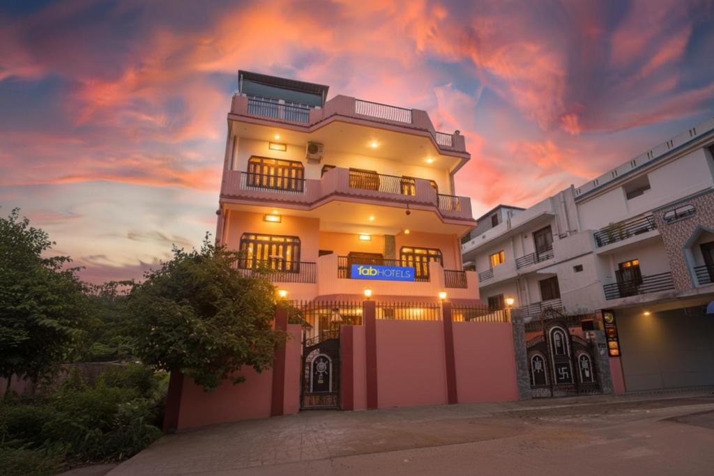 Το κτήριο όπου στεγάζεται  ο ξενώνας