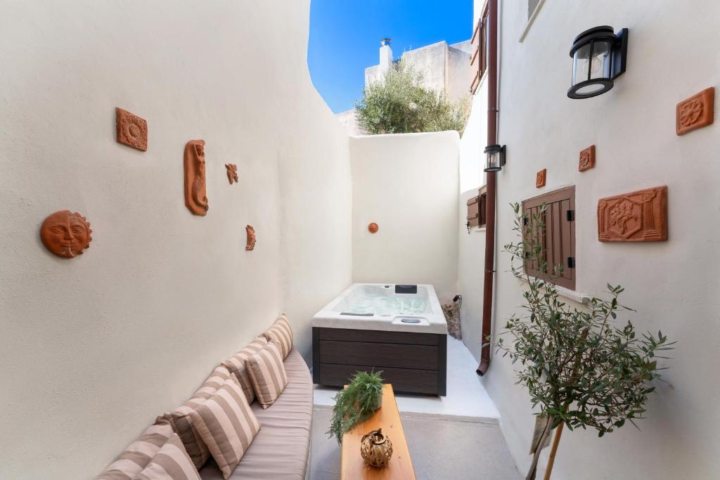 a small balcony with a sink in a building at Rodos Old Town Aqua Luxury House in Rhodes Town