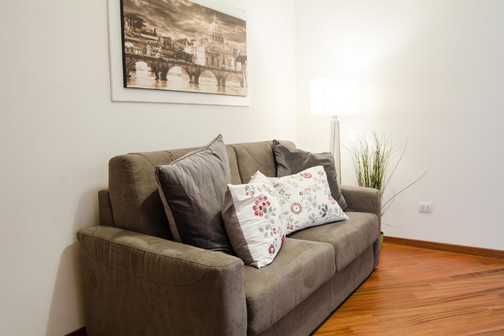 A seating area at La Mia Casa Romana