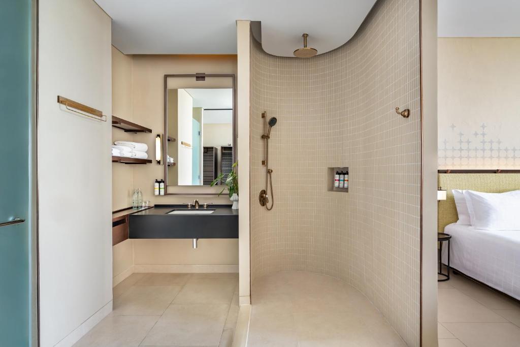 Pullman Khao Lak Resort - 13