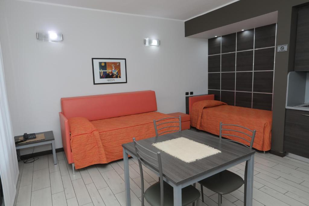 Hotel Residence Aurora - Estudio Con Balcón