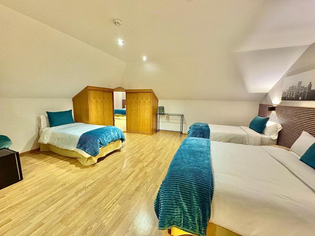 Hotel Ávila Diró - 3