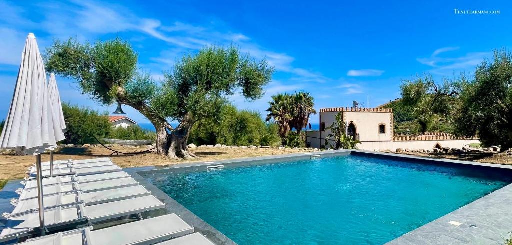 Πισίνα στο ή κοντά στο Tenute Armani The Castle Live an Experience