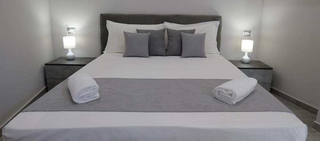 Hotel Movida - Standard Double Room