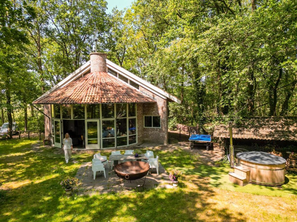 En have udenfor Luxe vakantiehuis Drenthe 10 pers Hottub