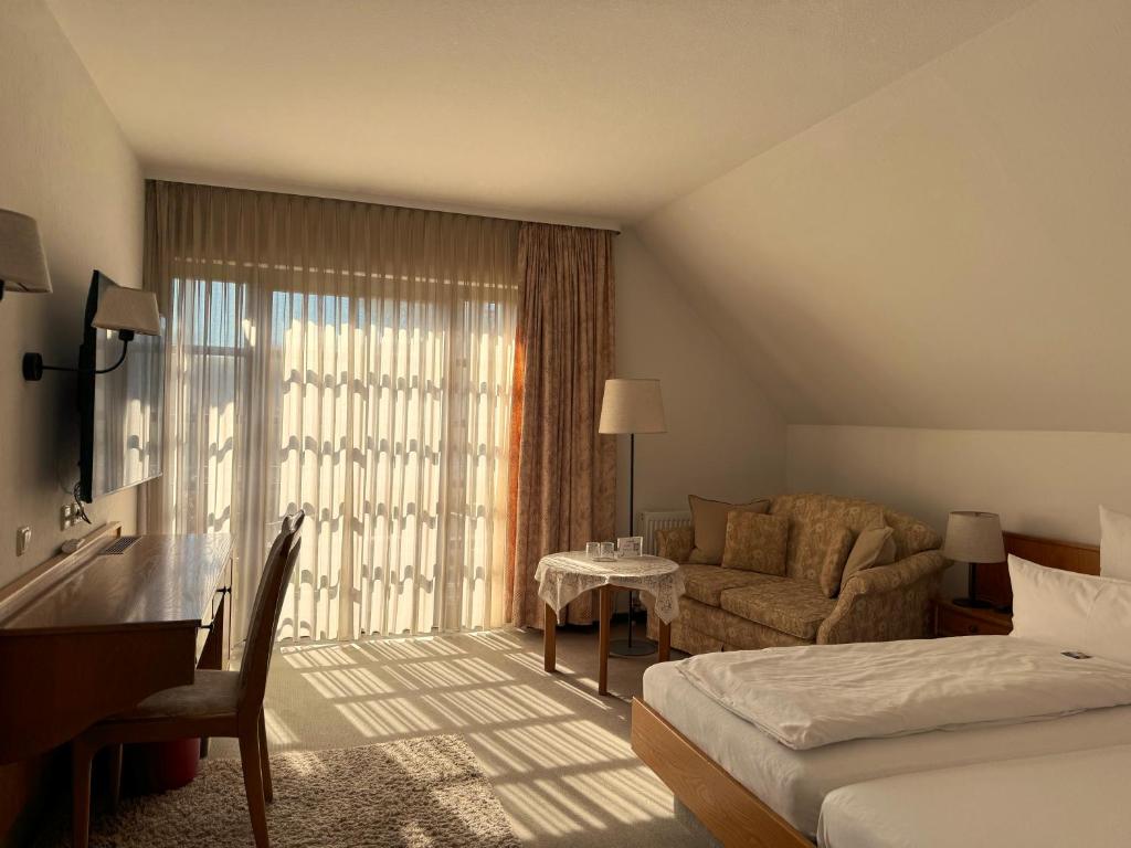 Hotel Tannenhof - Small Double Room