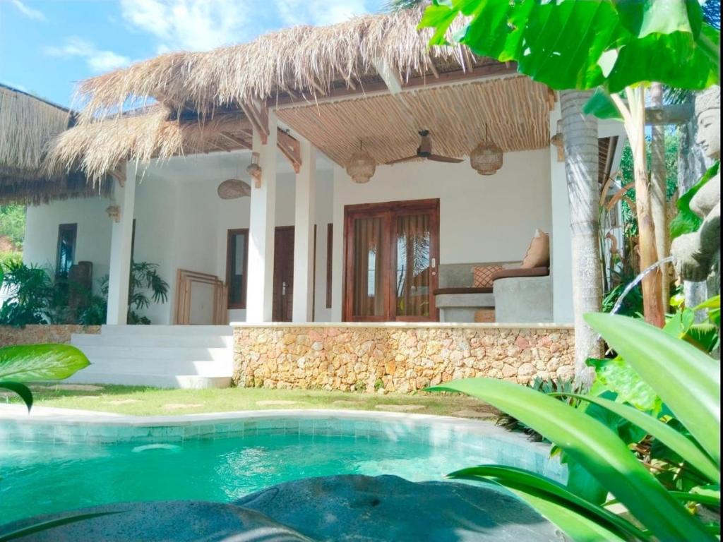 Hồ bơi trong/gần Deka Villa