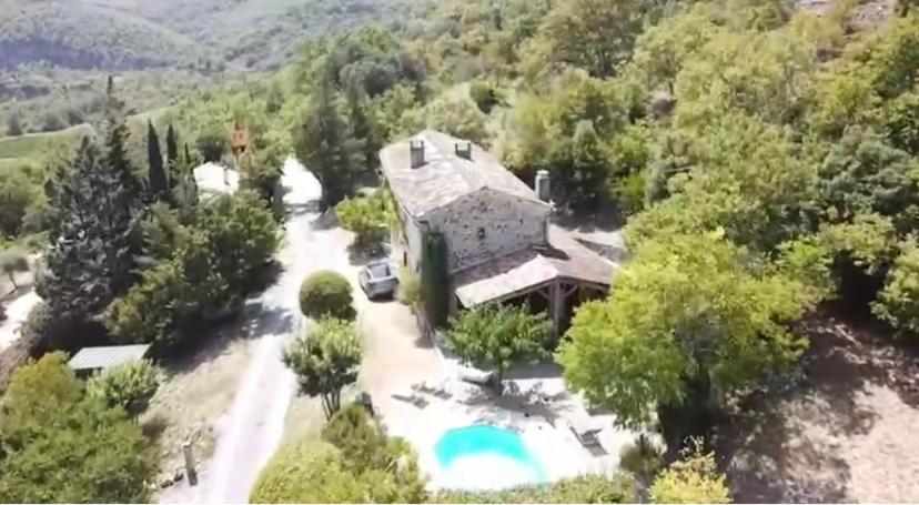 Loodusmaastik puhkemaja lähedal