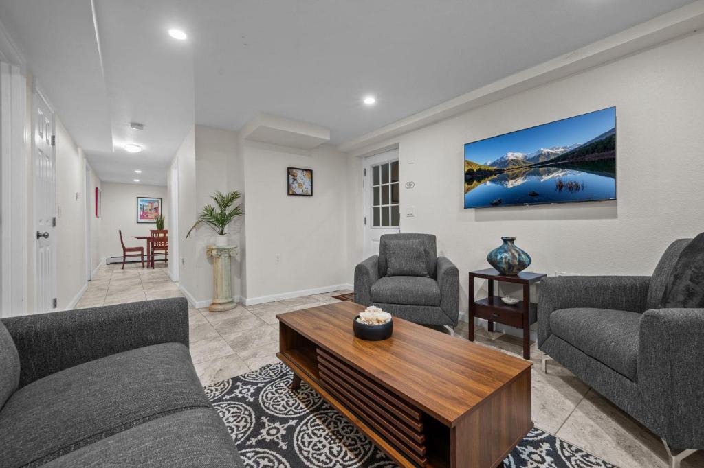 Χώρος καθιστικού στο 1815 Bluebell New