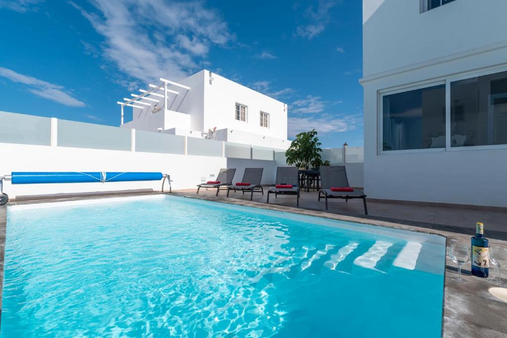 Swimmingpoolen hos eller tæt på Casa Deleil