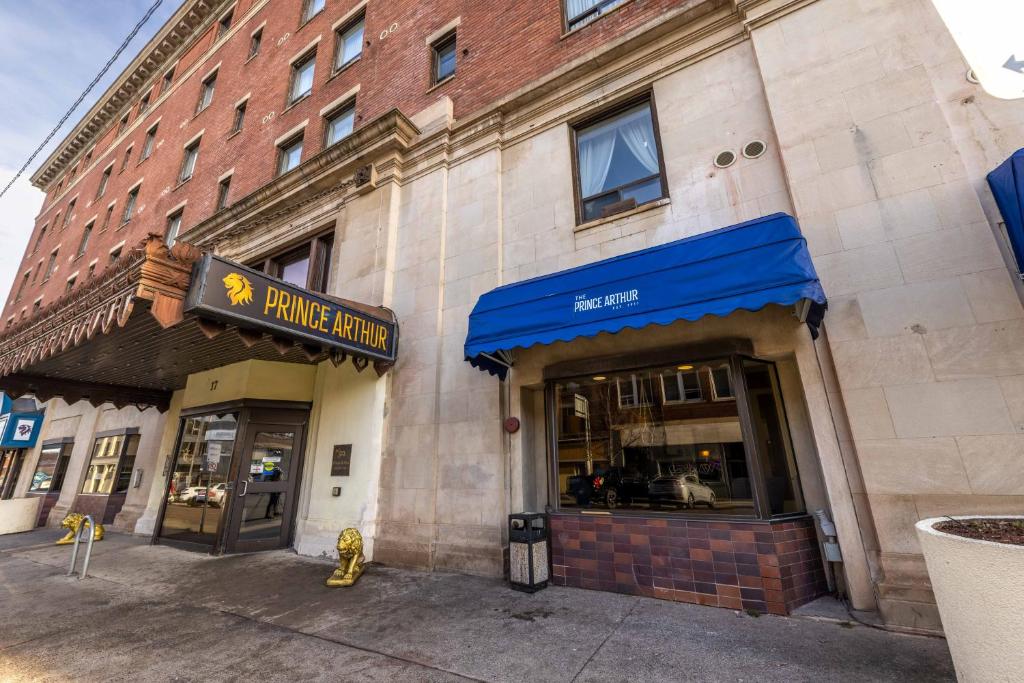 Το κτήριο όπου στεγάζεται  το ξενοδοχείο