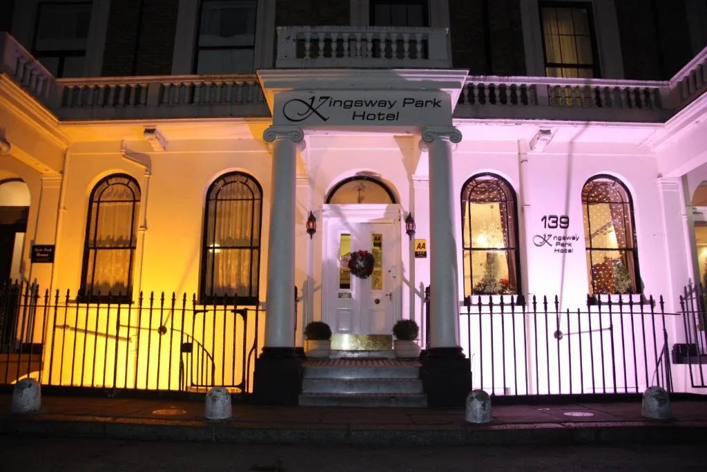 KingswayPark Hotel at Park Avenue, Londra, Marea Britanie