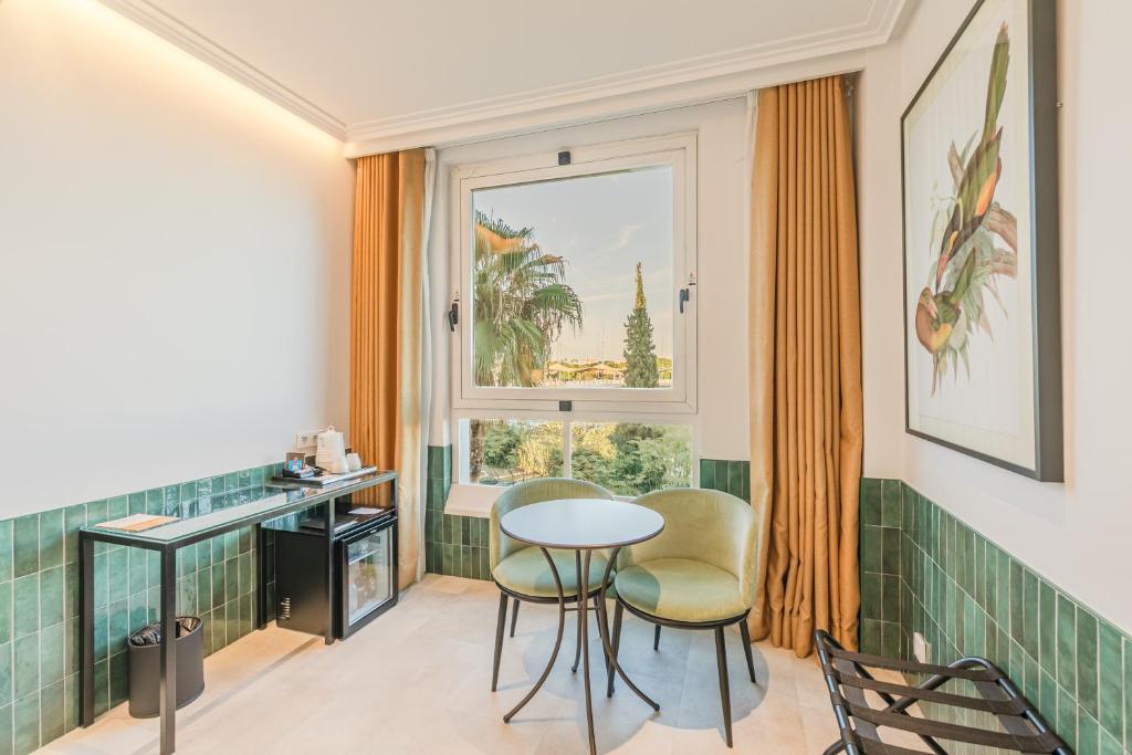 Ribera de Triana Hotel - 14