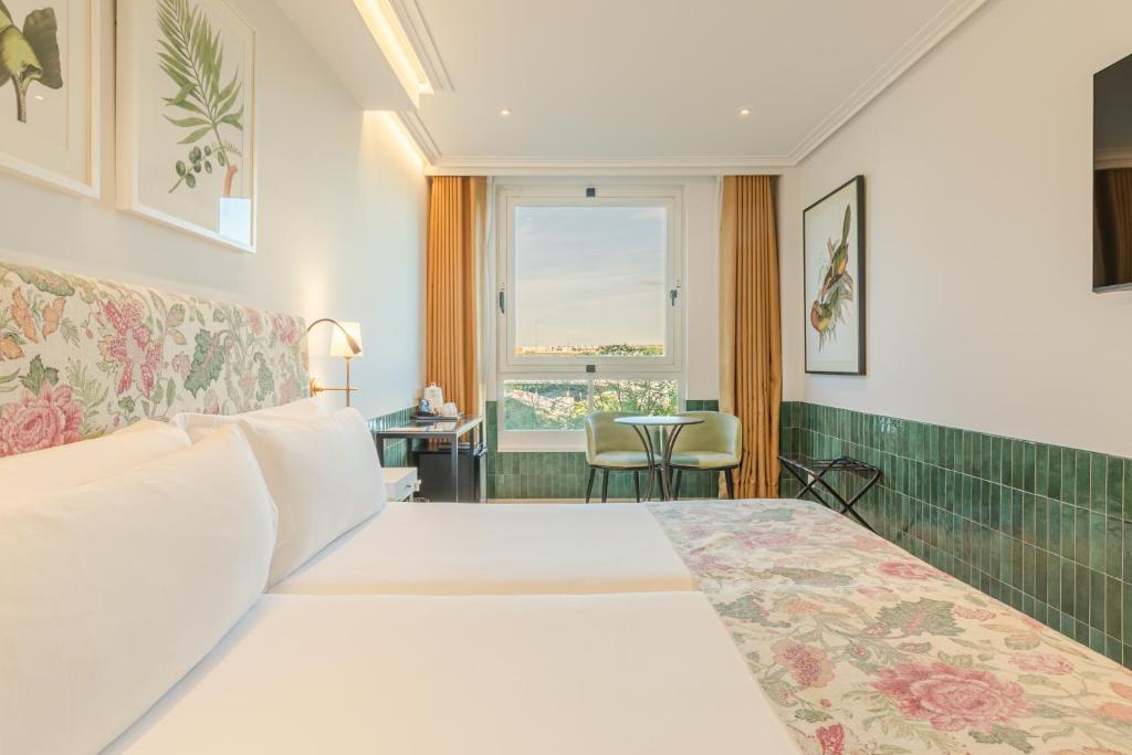 Ribera de Triana Hotel - 13