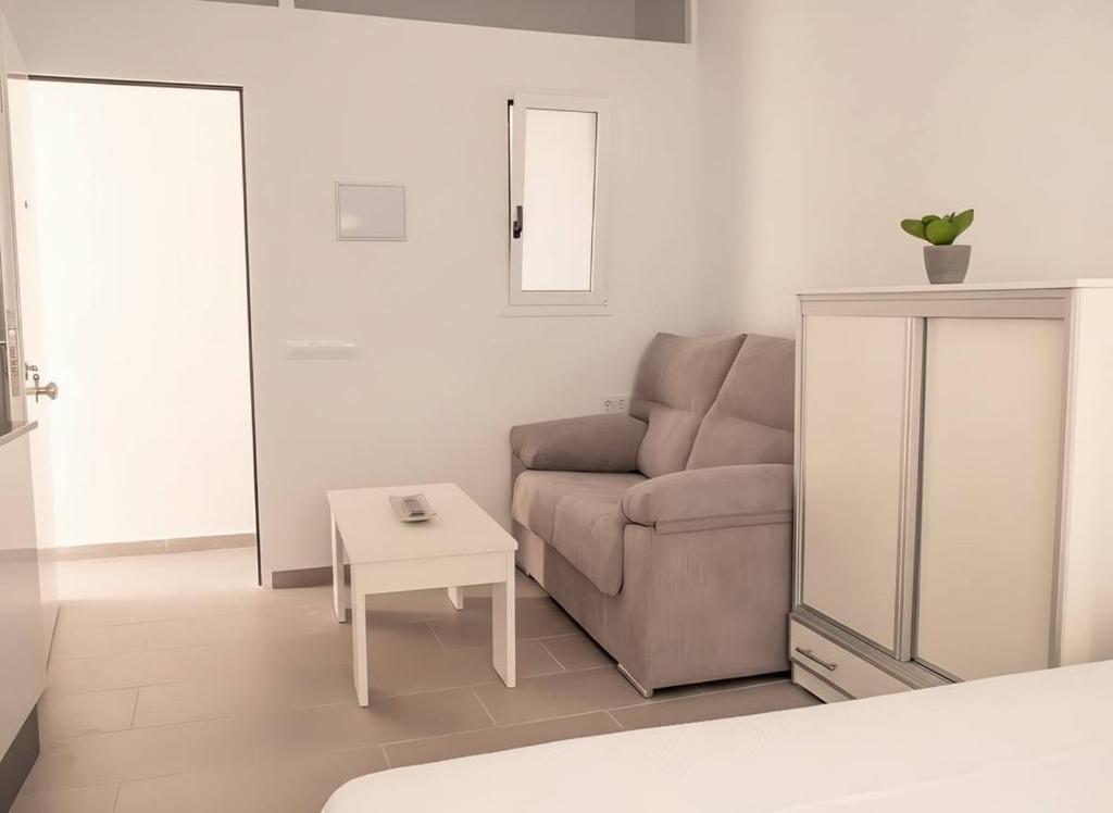 Et opholdsområde på Estudio cerca de la playa y del centro