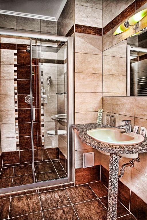 Lugas Hotel - Resim 3