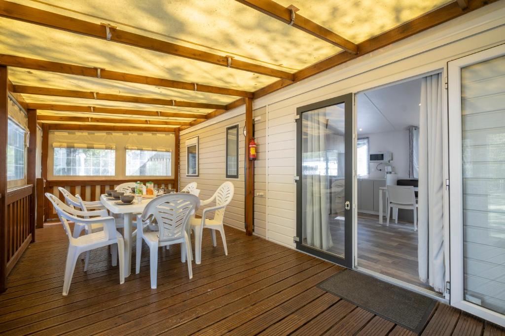 Φωτογραφία από το άλμπουμ του Camping Les Mizottes σε Saint-Michel-en-lʼHerm