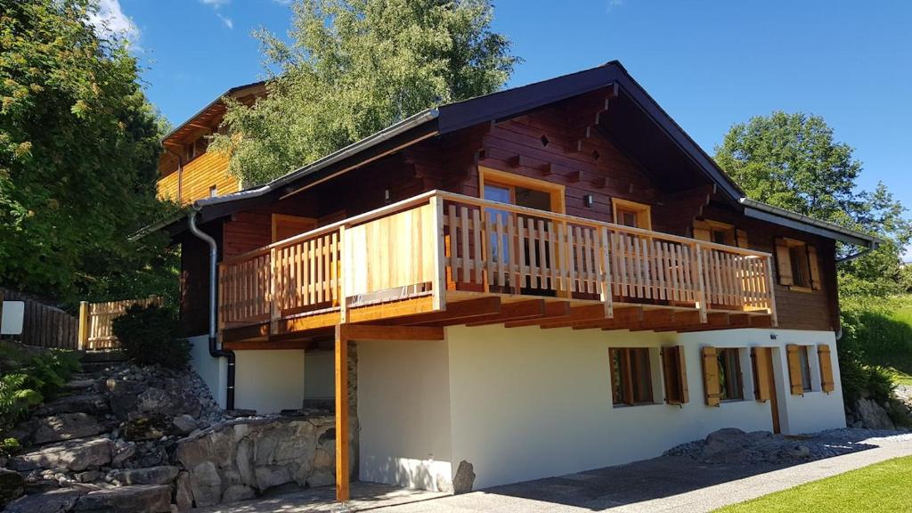 Το κτήριο όπου στεγάζεται  το σαλέ