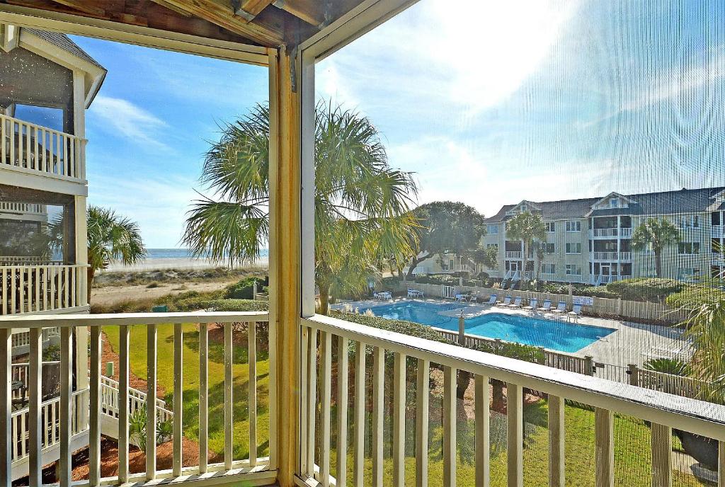 Bazén v ubytování PC202E: 202E Port O'Call nebo v jeho okolí