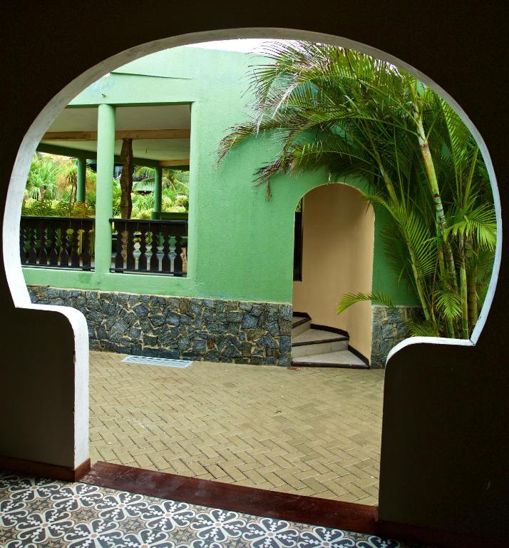  Lara Hotel