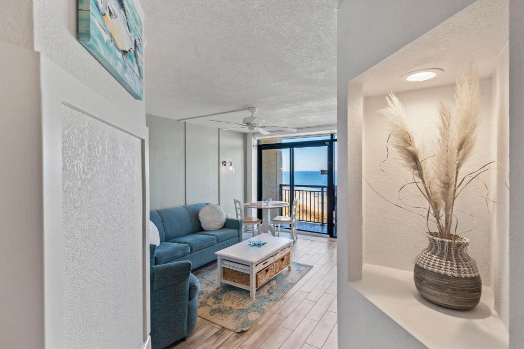 Ocean Front at Beach Cove photo