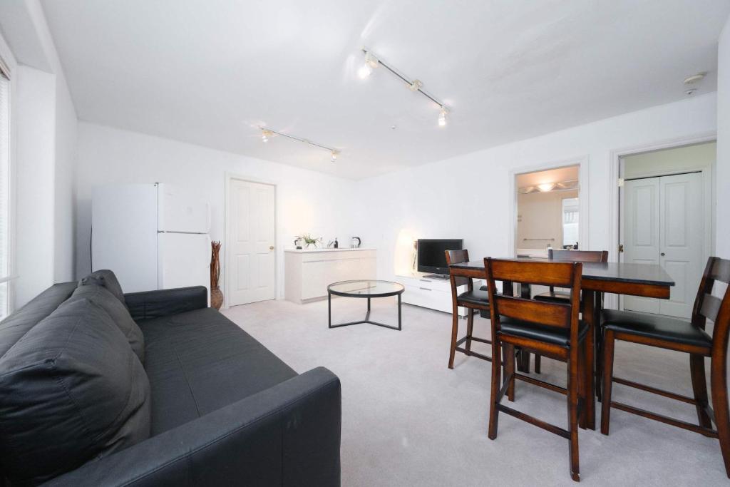 Køkken eller tekøkken på Private Guesthouse in Prime Location