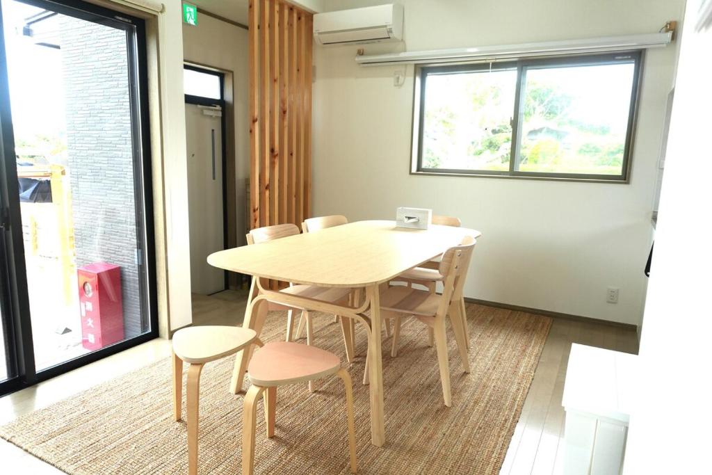 Φωτογραφία από το άλμπουμ του 2025年新築,海近の貸切ヴィラ,屋外シャワー,BBQ,スクリーン九十九里Dskリゾート σε Wada