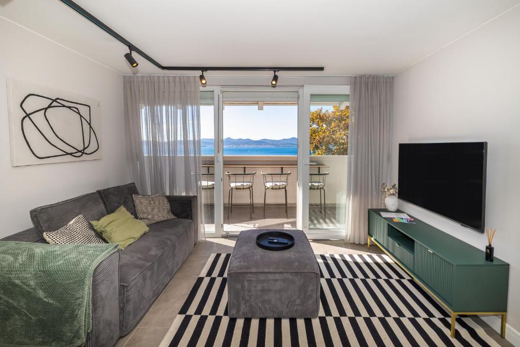 Pied-à-terre by Belmont Realty