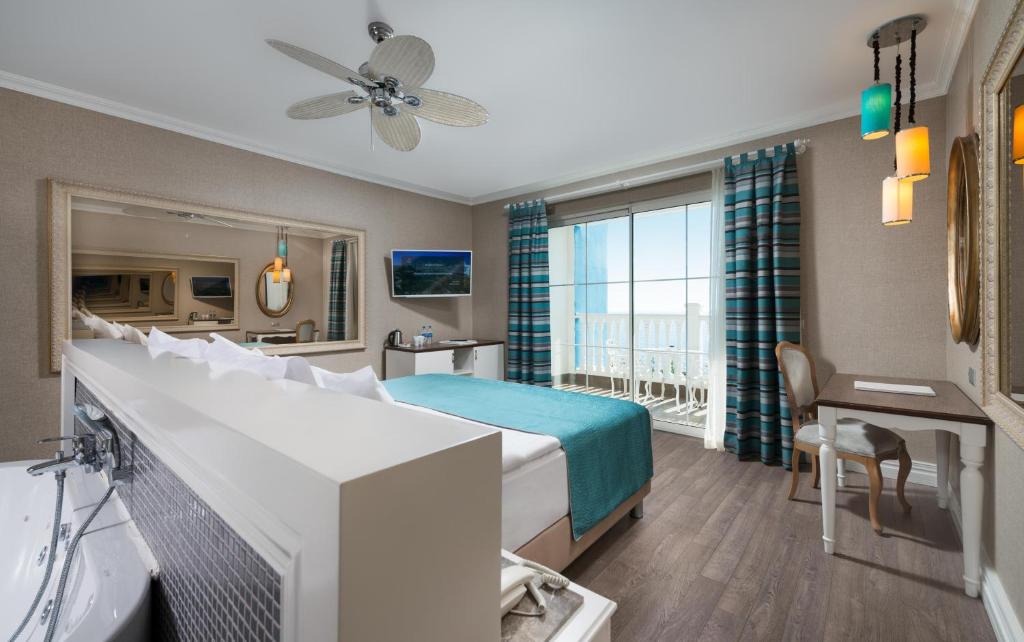 Deluxe room with jakuzzi