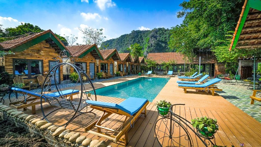 Πισίνα στο ή κοντά στο Tam Coc Holiday Retreat