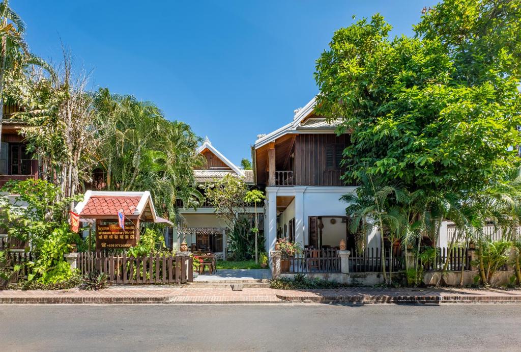 Το κτήριο όπου στεγάζεται  το ξενοδοχείο