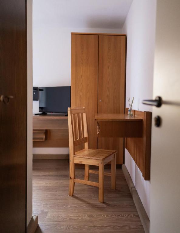 Gasthof zum goldenen Schiff - Historisches Hotel mit Frühstück & Self-Check-in - Eenpersoonskamer Met Badkamer