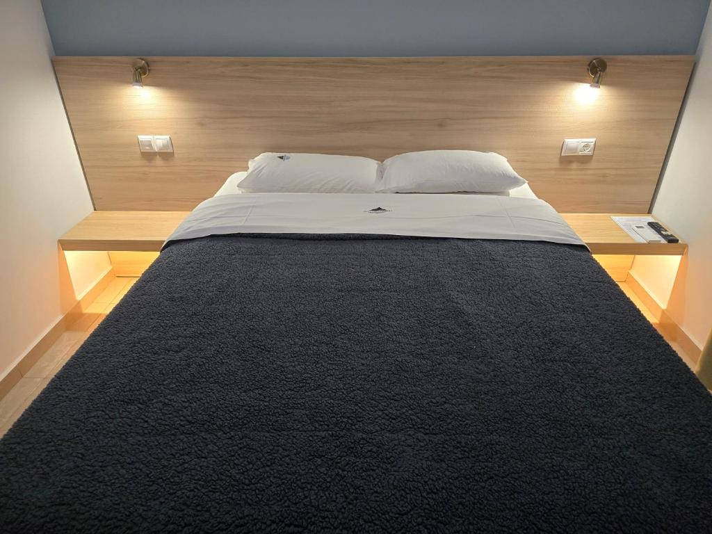 ATHENAIS CENTRAL by OLYMPUS PANTHEON - 9