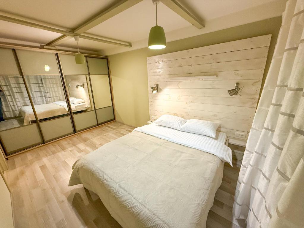 Kyiv Modern Apartment фото 2