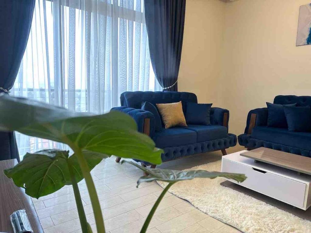 Χώρος καθιστικού στο Stylish 2BD Apartment Central Location & Wi-Fi