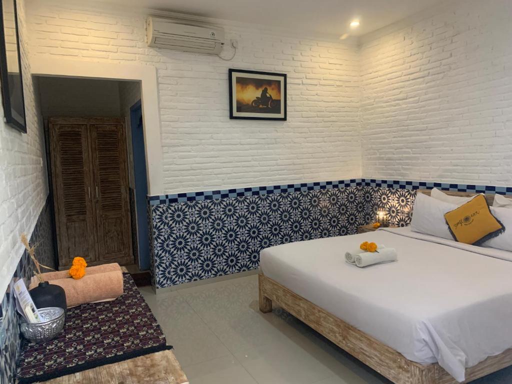 Sunflower Stay And Surf - 14