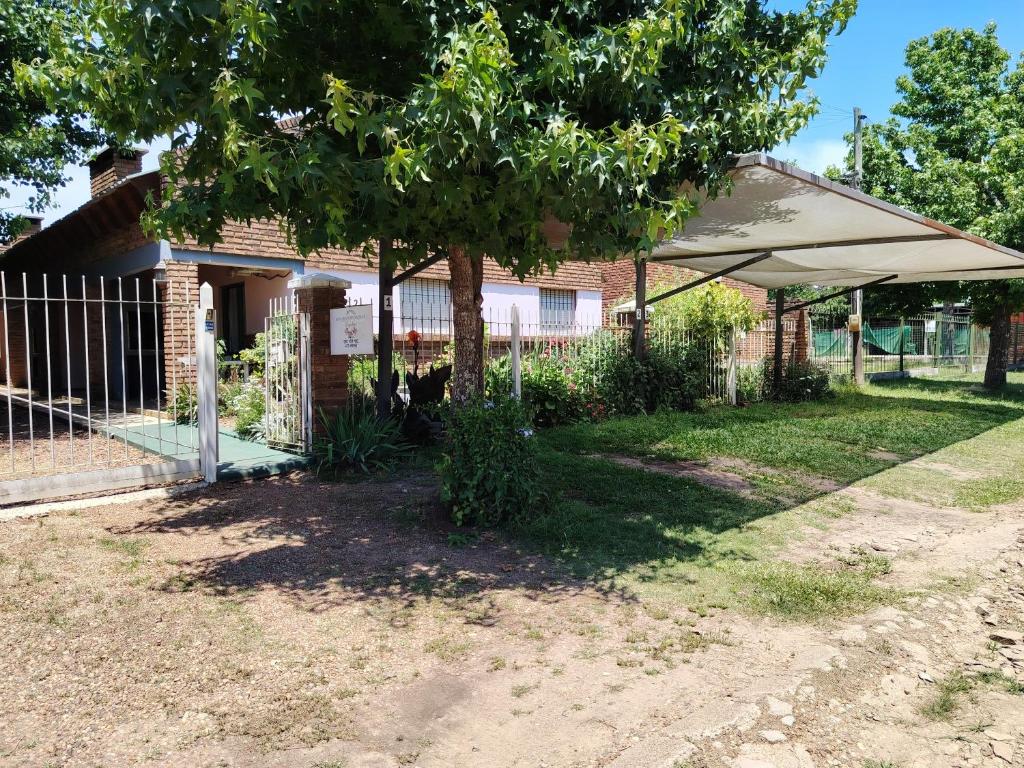 Los Lirios de Dayman Alquiler Bungalows