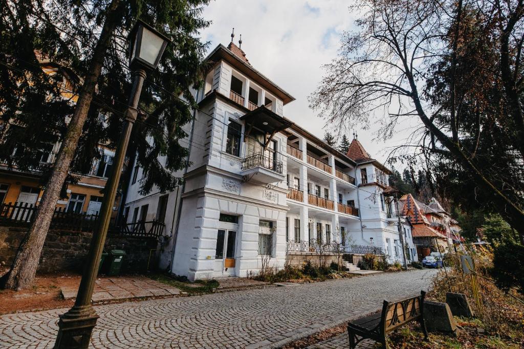 Το κτήριο όπου στεγάζεται  ο ξενώνας