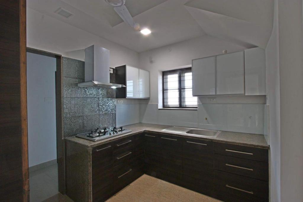 Una cocina o cocineta en Yelagiri stays