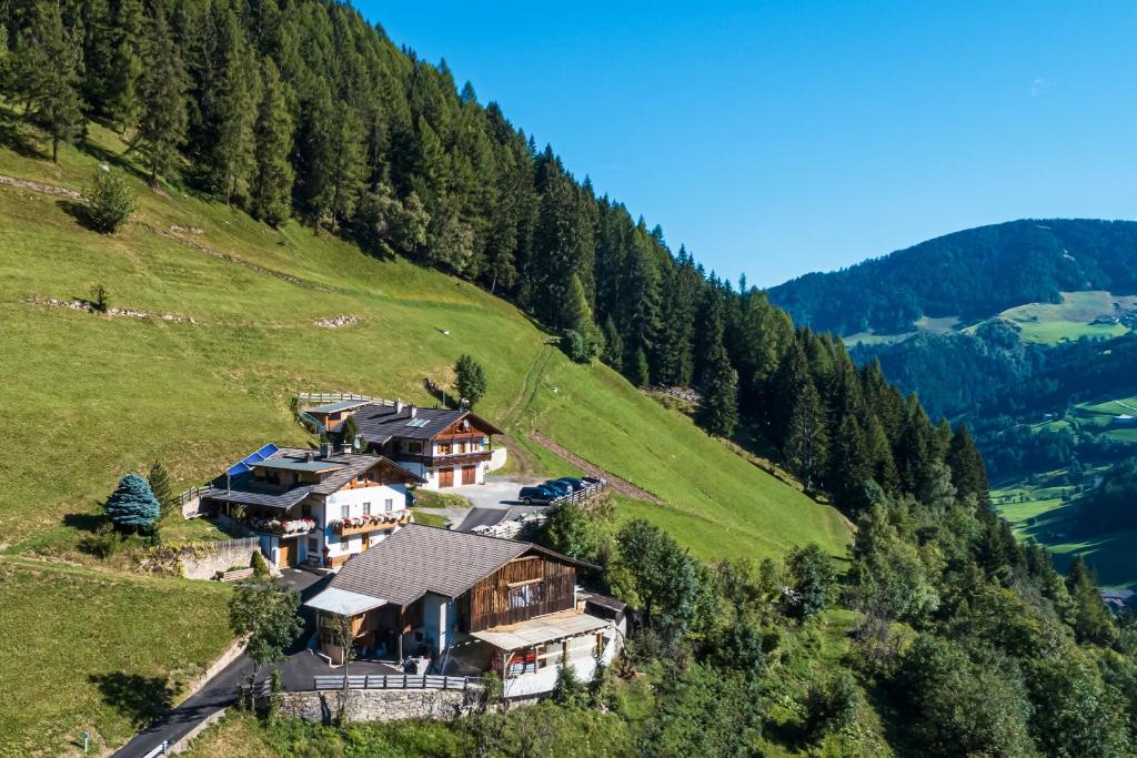 Naturlandskabet i nærheden af feriegården