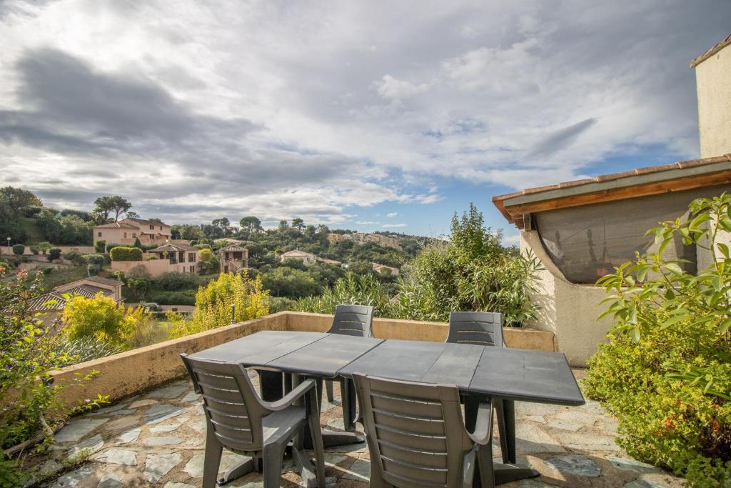 Μπαλκόνι ή βεράντα στο Location Porticcio