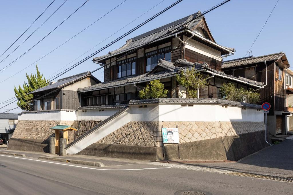 Το κτήριο όπου στεγάζεται  το ryokan