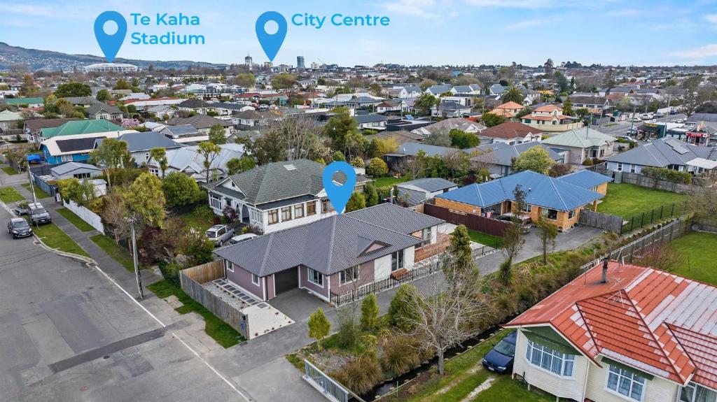 an aerial view of a suburb with a city centre at City Fringe-Guest House in Christchurch