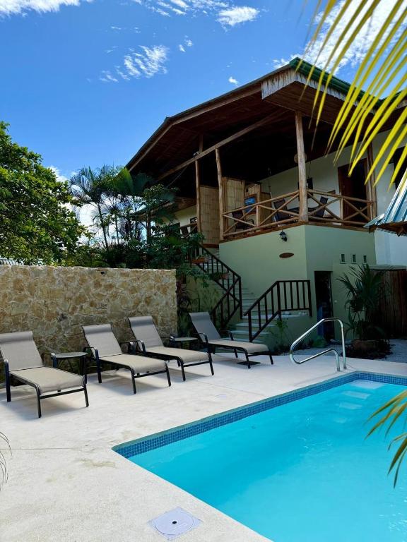 Piscina a Villas Solar o a prop