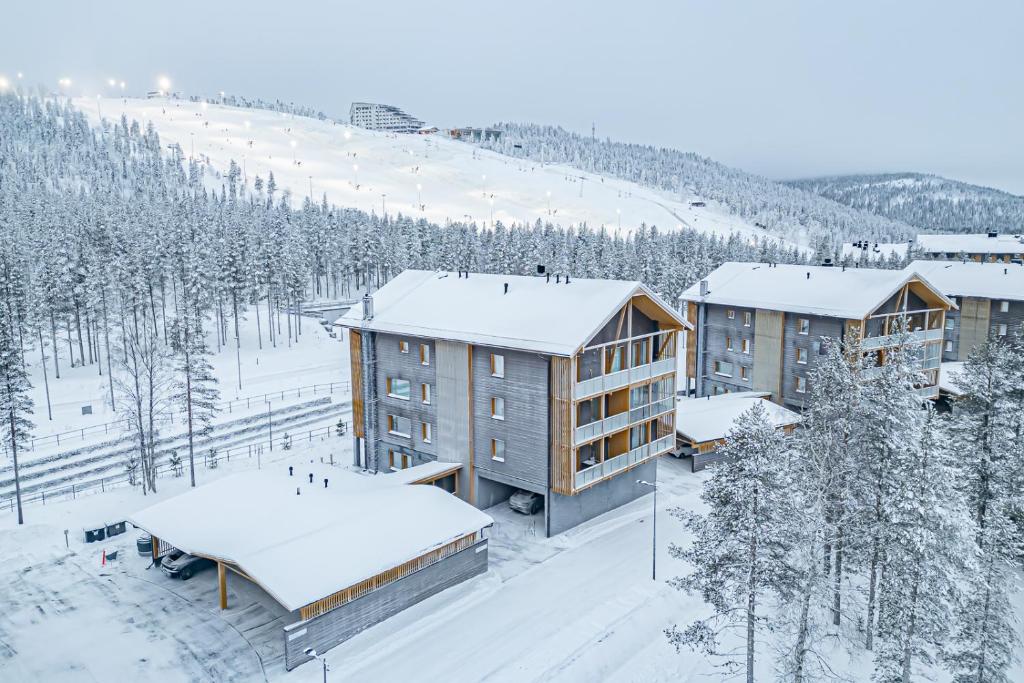 an aerial view of a resort in the snow at Lomavuokra Alpine Chalets Tunturinlaita B9 in Levi