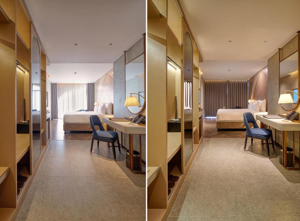 Premier Deluxe Double with Partial Sea View or City view