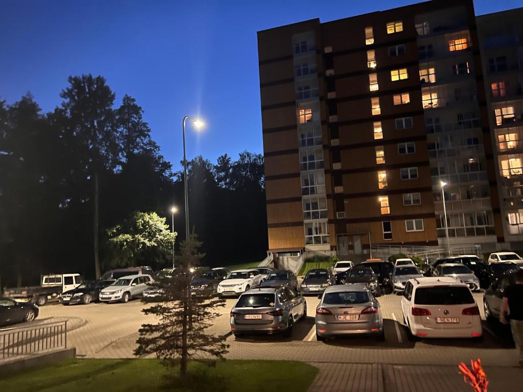 Το κτήριο όπου στεγάζεται  το διαμέρισμα