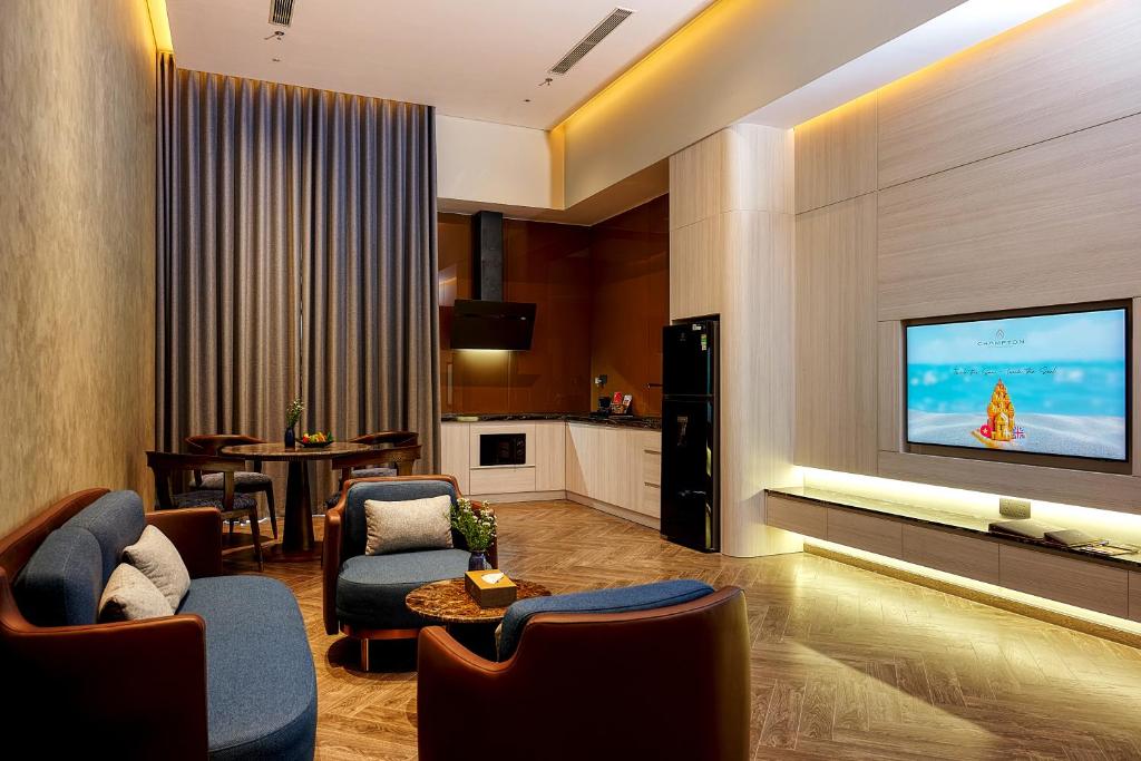 Executive Suite with Two Bedrooms and Living Room